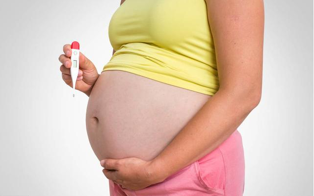 女性怀孕后体温升高原因 怀孕初期体温升高有什么特点