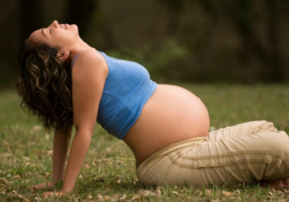 坐姿会影响分娩吗 常见坐姿影响孕妇分娩