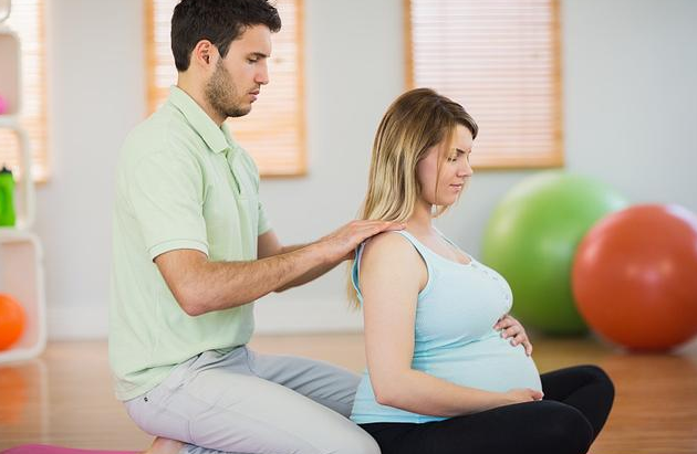 怀孕后为什么总感觉累 孕期劳累出现哪些症状要重视