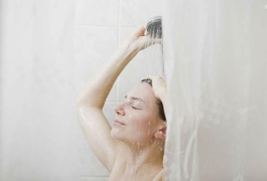 孕期洗澡方式不当会导致胎儿畸形吗 孕期洗澡有哪些注意事项